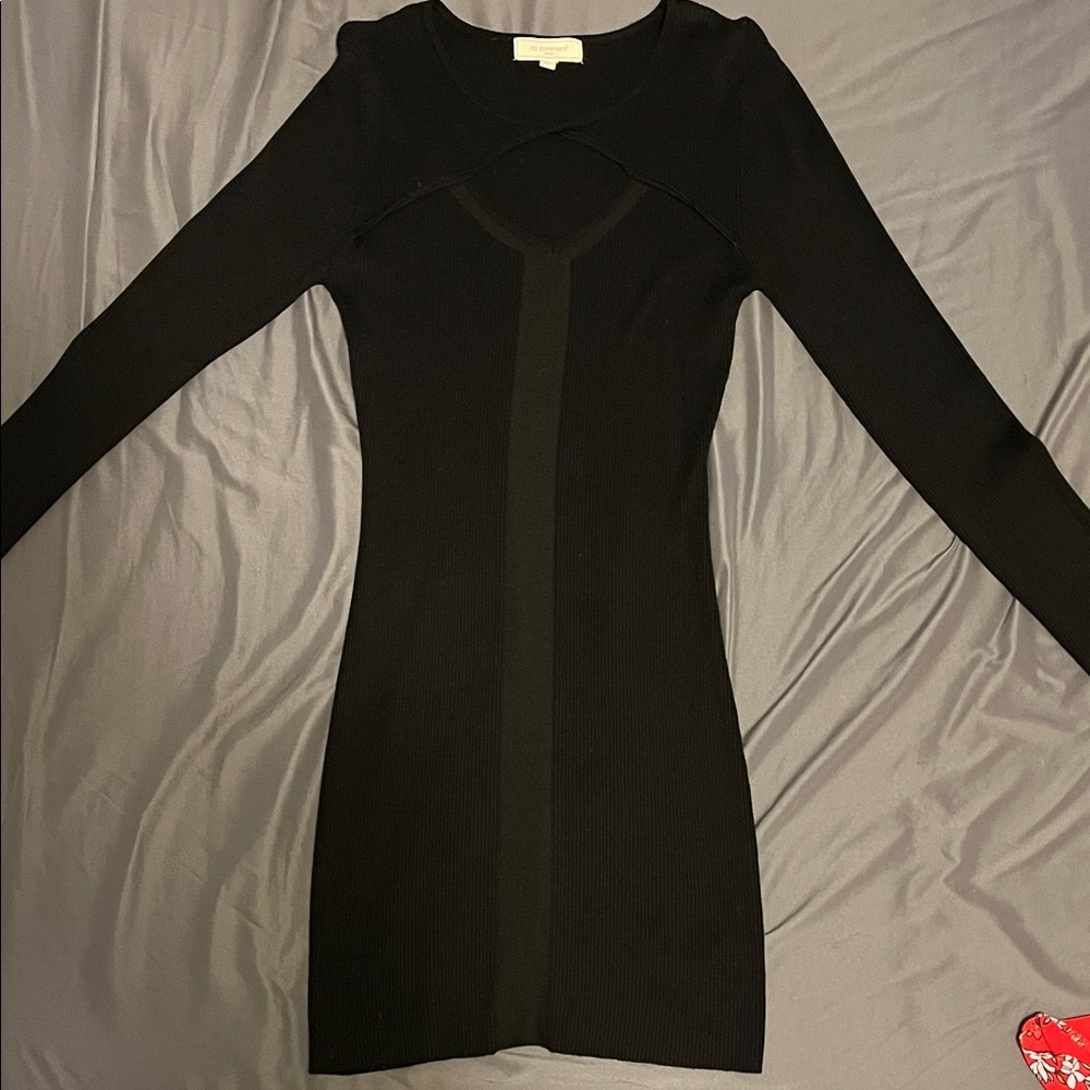 Chic Black Long-Sleeve Dress